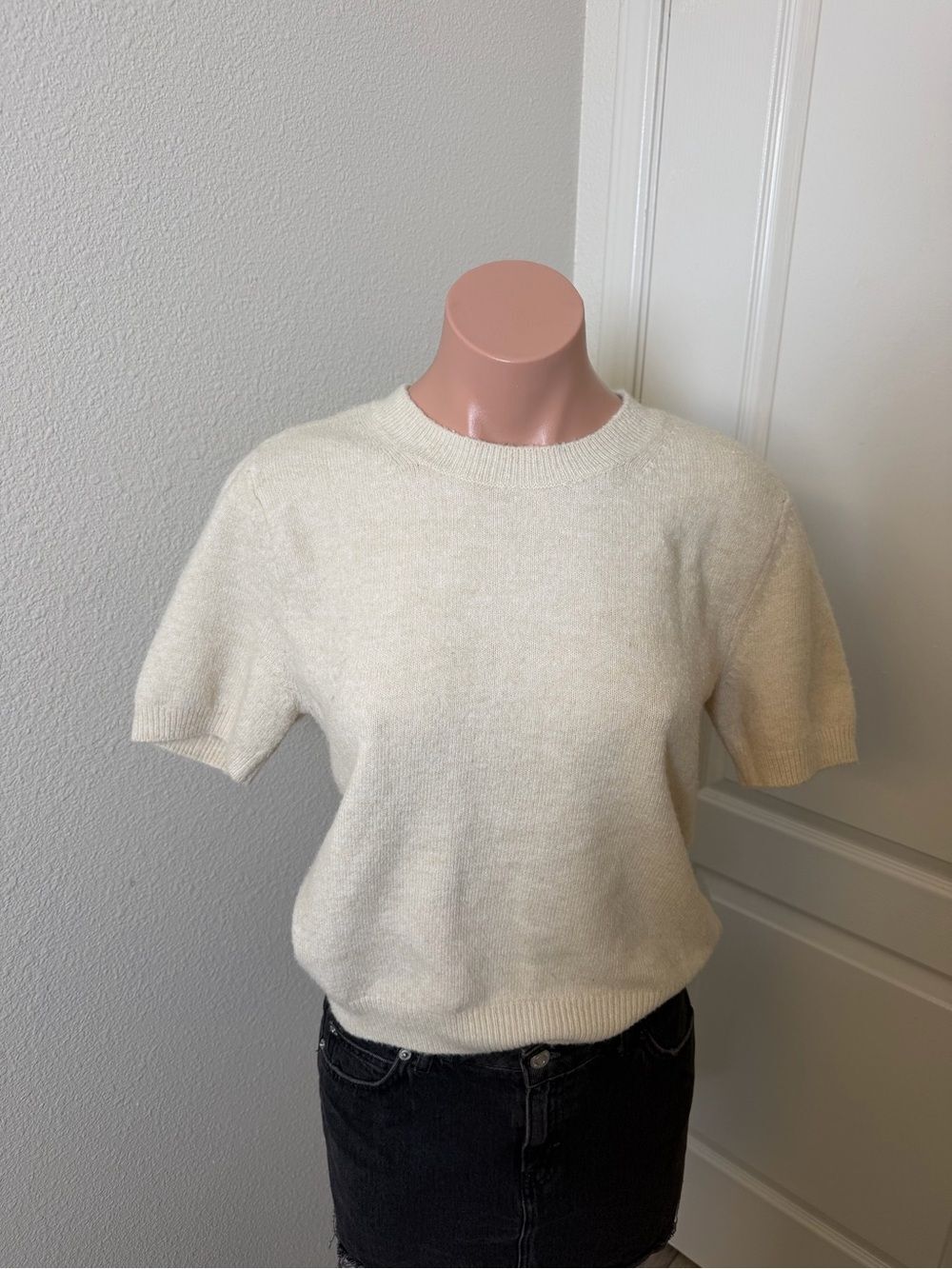 H&M Cozy Cream Short-Sleeve Knit Top Sz S
